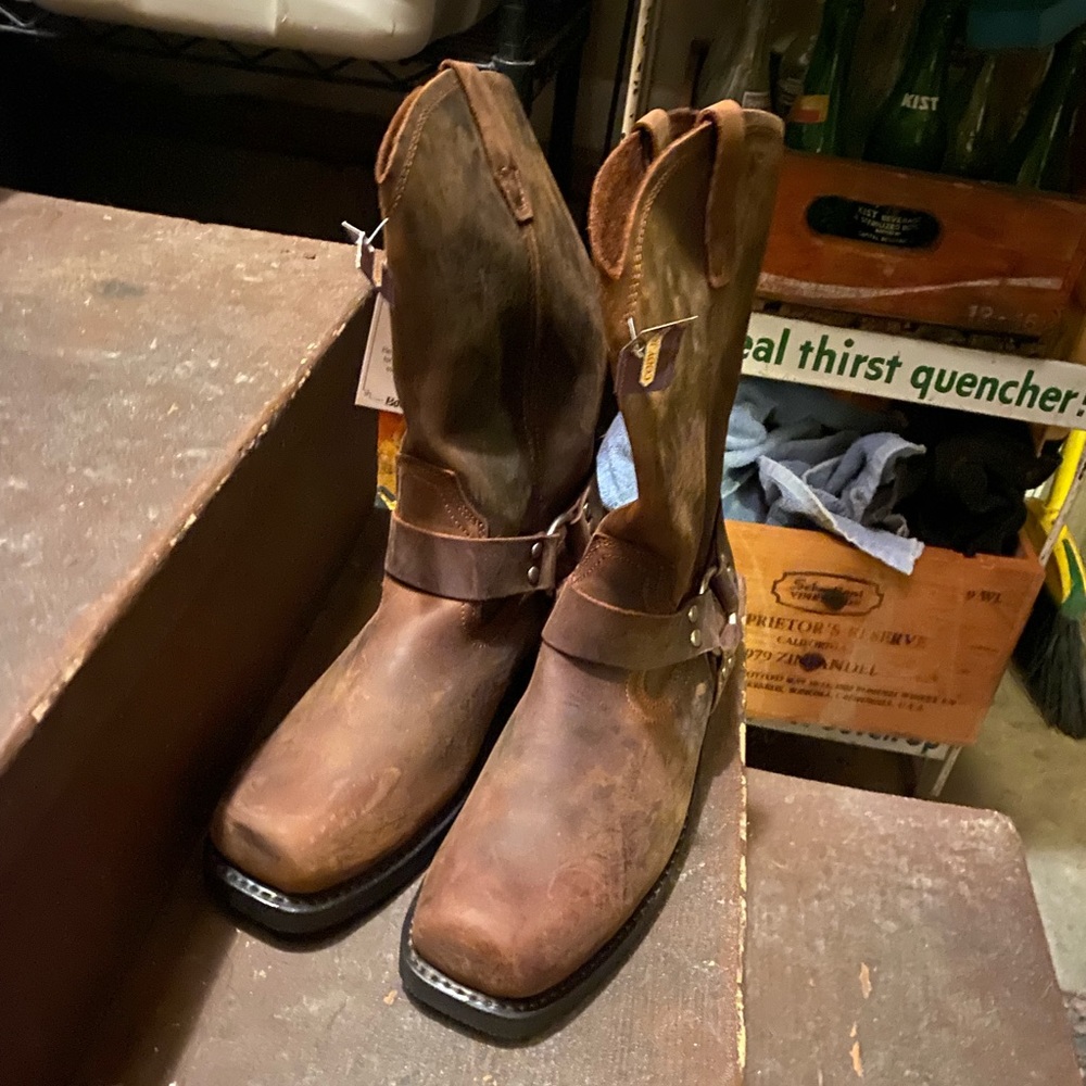 Men’s Boots
